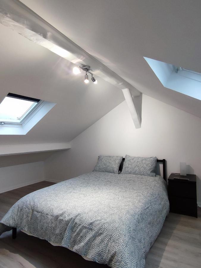 Apartamento La Vie En Blanc Et Noir Maisons-Laffitte Exterior foto
